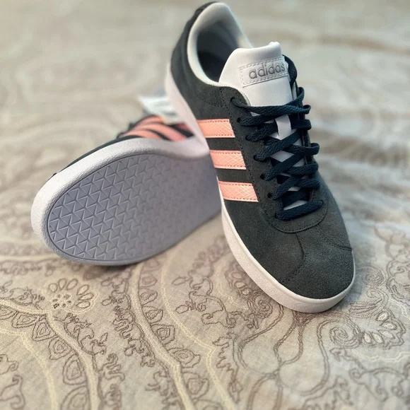 adidas Shoes Adidas Vl Court 2 Trifoil Women Sz7 Greyblue With Pink Stripes Bnwt Poshmark